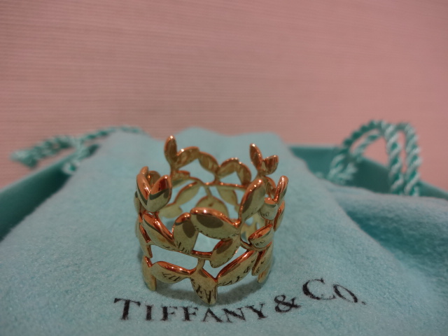 神戸でティファニーのオリーブリーフを売るなら当店で 買取大吉 三宮オーパ２店